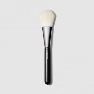 135 Synthetic Large Flat Powder Brush